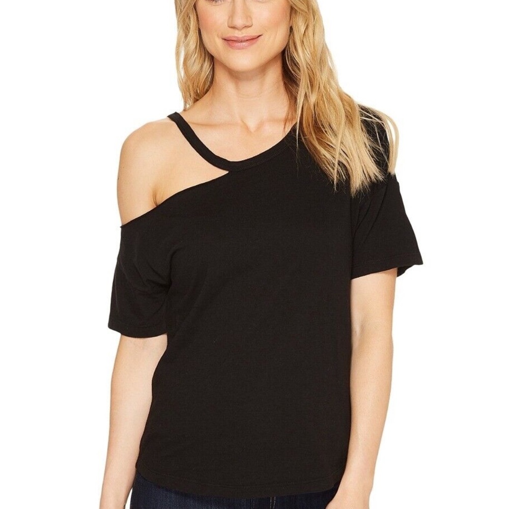 Ochirly Cold Shoulder/ Asymmetrical tee